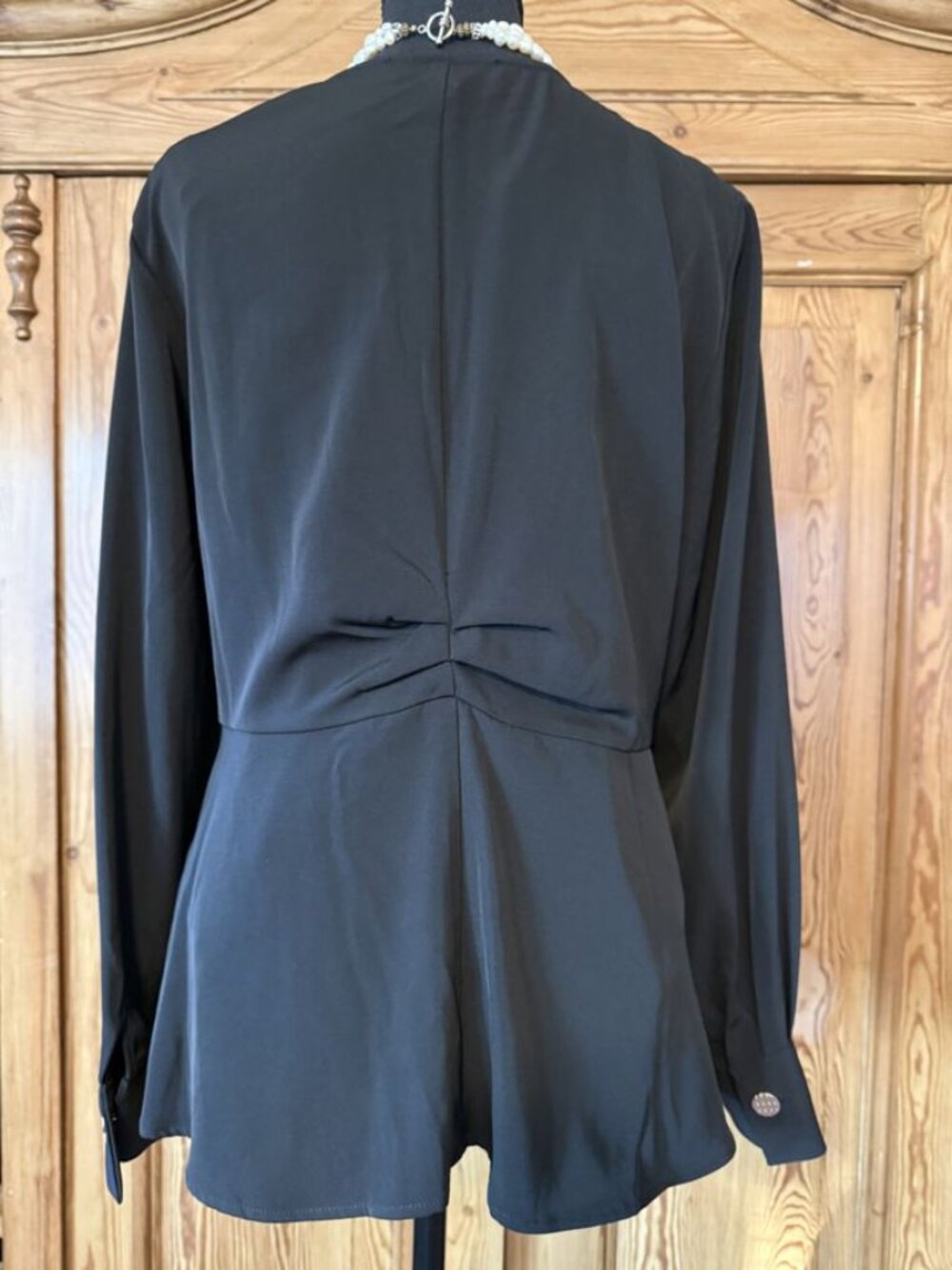 Eloquii Navy Shirred Mock Neck Blouse Size 18 NWT - Picture 5 of 8
